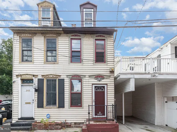 203 Sassafras St, Harrisburg, PA 17102