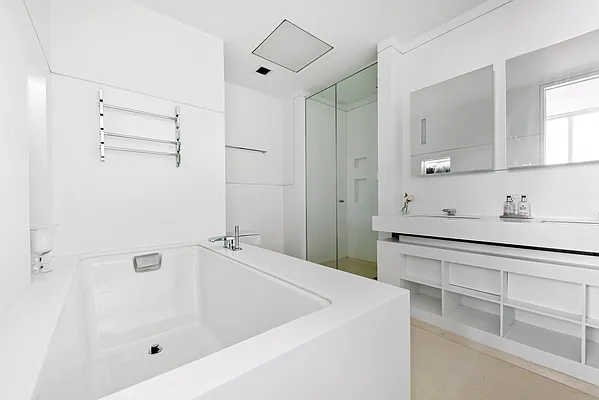 Rented by Douglas Elliman | media 17