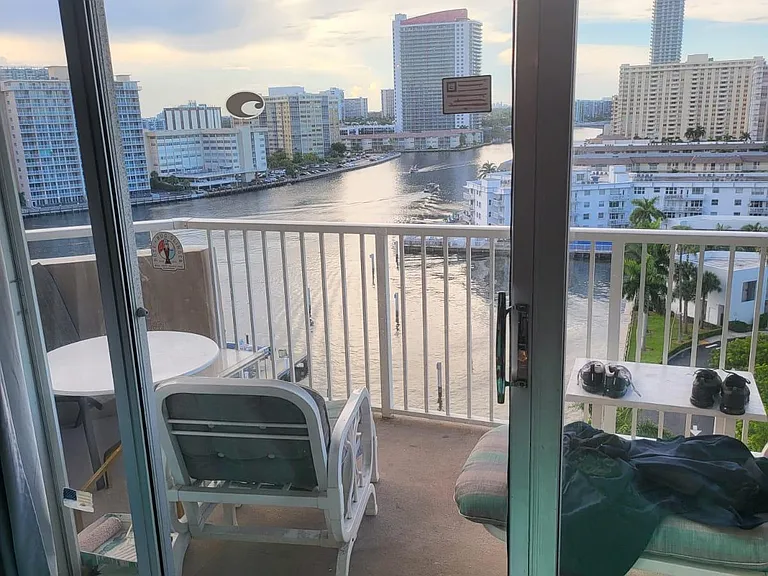 1965 S Ocean Dr #9 — Photo 6