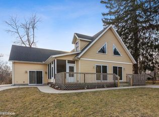 10048 Town Line Rd, Union Pier, MI 49129