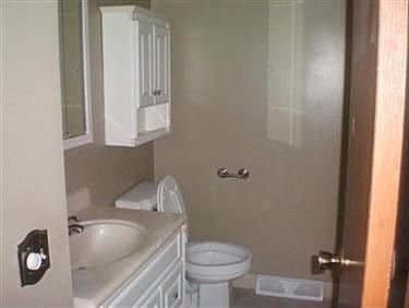 2nd image of 2106 W 10th St