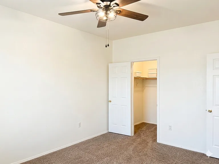 Main Bedroom Closet