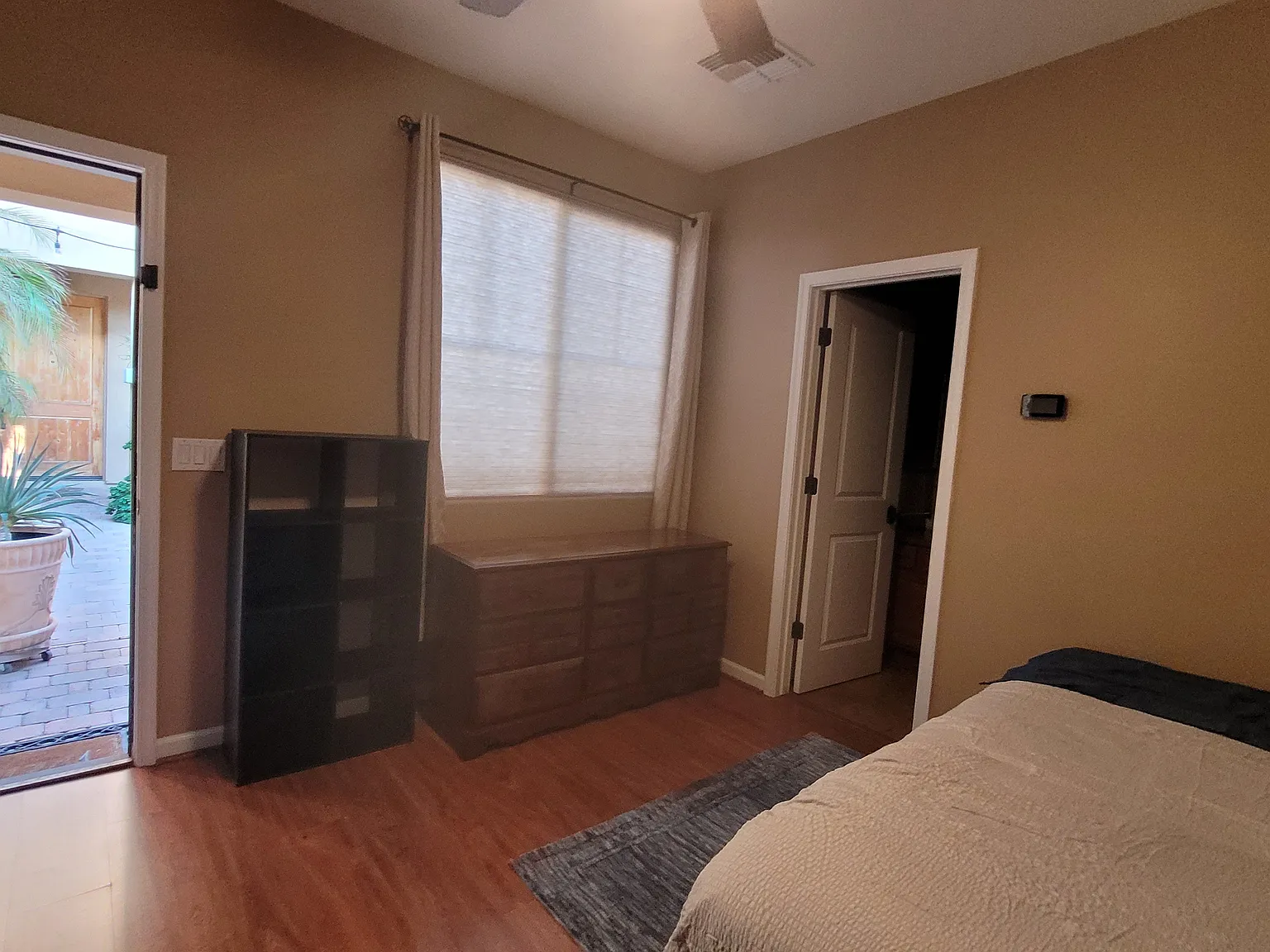 8445 S 21st Pl — Photo 4