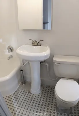 Rented by City Connections Realty | media 18