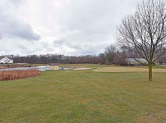 3rd image of 39943 N Hidden Bunker Ct