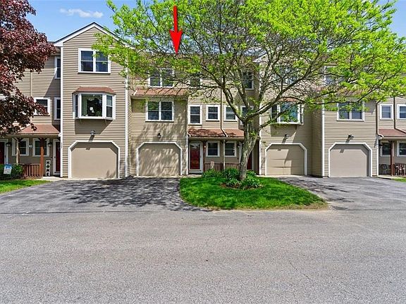 2nd image of 200 Heroux Blvd Unit 504