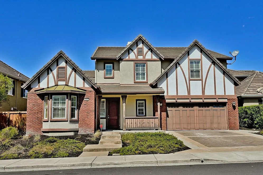 111 Rimini Ct photo 1