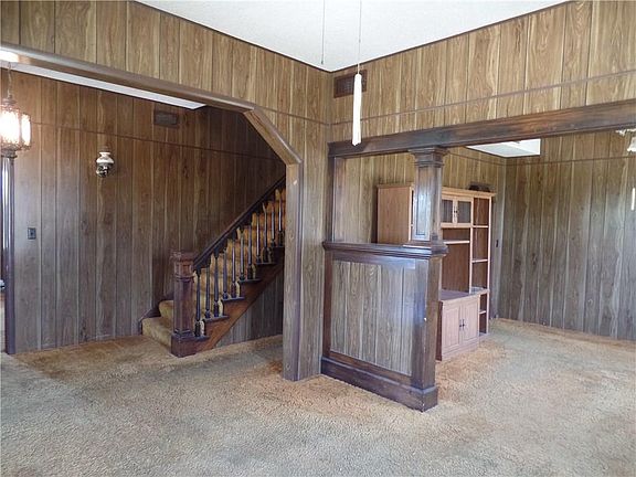 5th image of 105 Hillside Dr