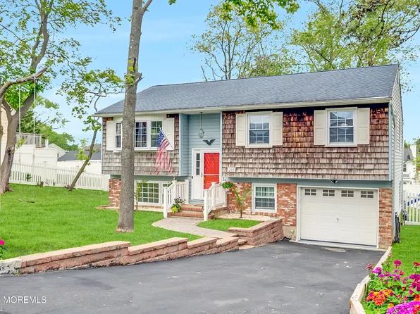 560 Smith Drive, Point Pleasant, NJ 08742