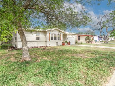 332 S Chiltipin St, Sinton, TX, 78387