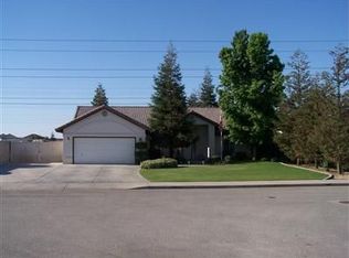 14924 Dobbs Ave, Bakersfield, CA