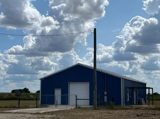 2000 County Road 453, Coupland, TX 78615
