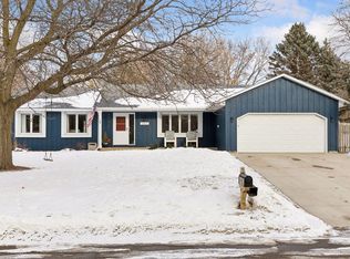13817 James Ave S, Burnsville, MN 55337