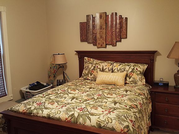 2nd Br dbl or 2 single beds