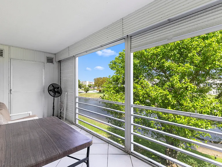 3028 Harwood Dr #D — Photo 21