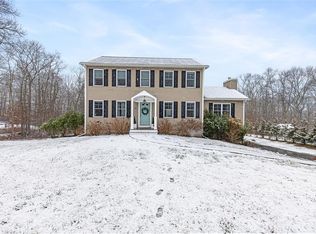 56 Harbor Ridge Ln, Tiverton, RI 02878