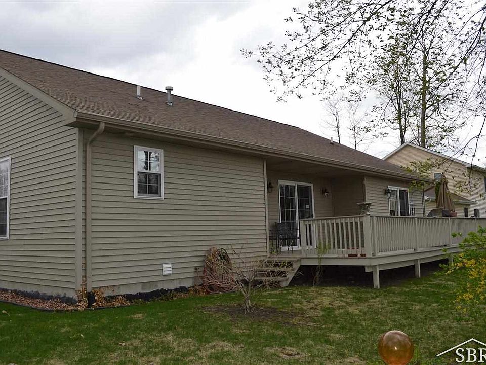 2nd image of 3843 Barrington Cir