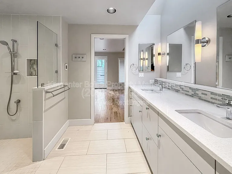4780 N Riverfront Pl — Photo 16