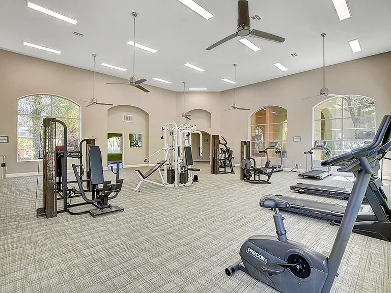 Spanish Wells Apartments — Photo 3