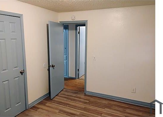 4th image of 5203 S Bodine Dr