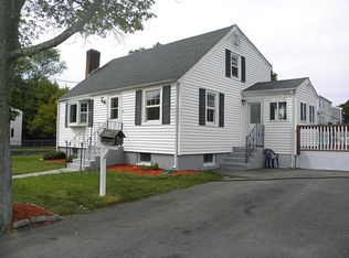 6 Lincoln Ave, Holbrook, MA 02343
