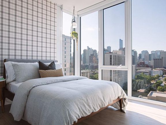 3rd image of 1034 N Wells St #1710