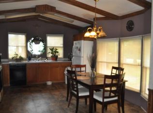 222 Harris Creek Dr, Maple Hill, NC 28454
