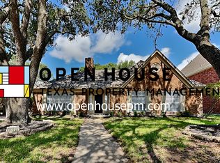 16019 Ridge Park Dr, Houston, TX 77095