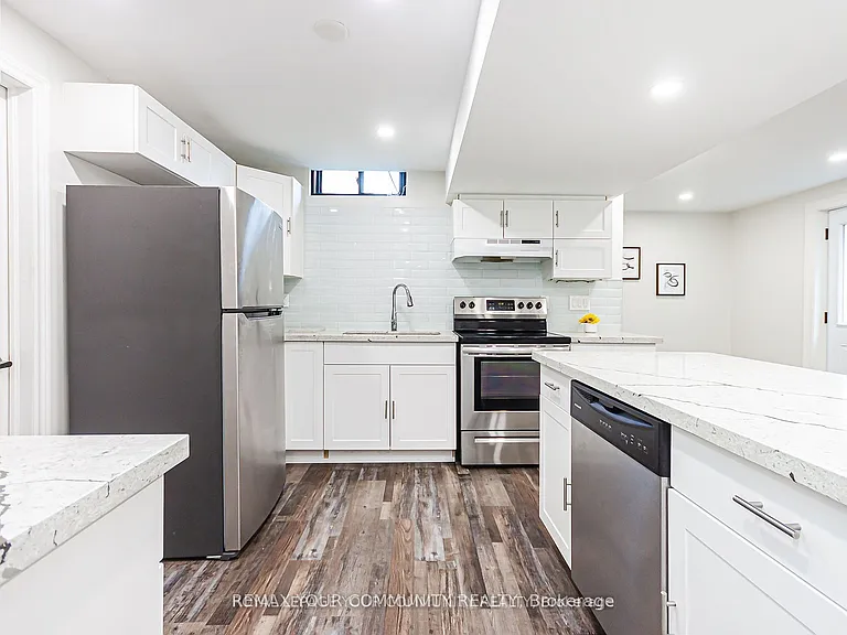33 Durness Ave #BASEMENT — Photo 12