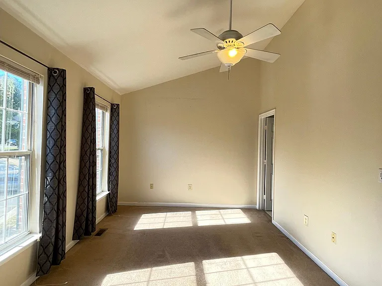 2068 Bowline Loop — Photo 10