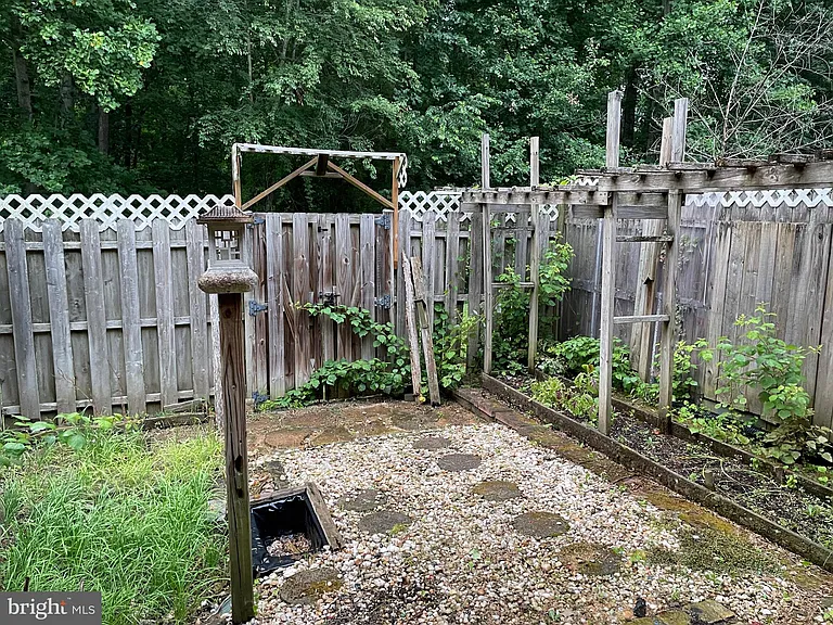 18804 Broken Oak Rd — Photo 24