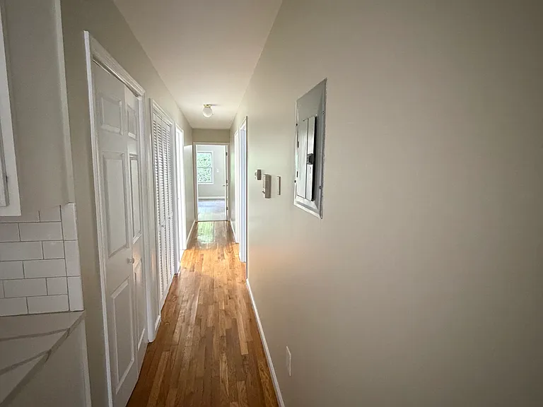 132 Grant Ave #2 — Photo 4