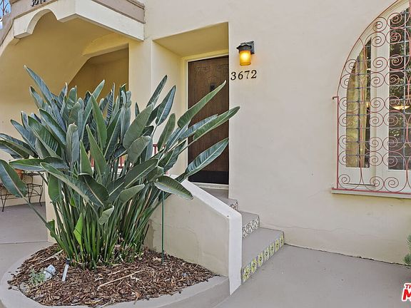 3rd image of 3670 Glenfeliz Blvd