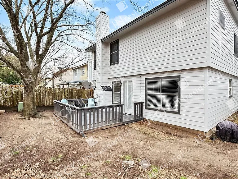 13805 Lothian Dr — Photo 29