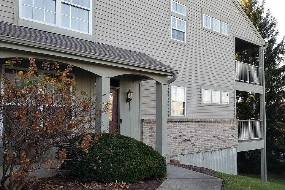 1st image of 1526 Butler Ct #204