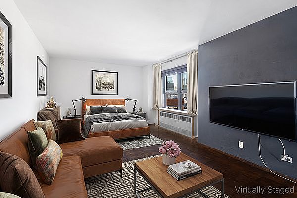 1st image of 210 E Broadway #H1802