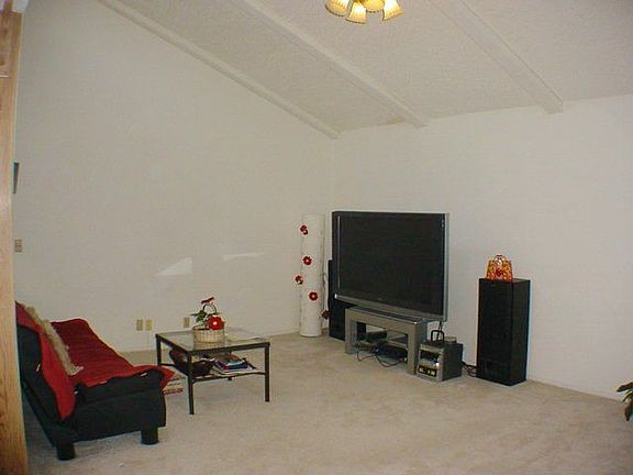 2nd image of 810 W Naomi Ave Unit 2
