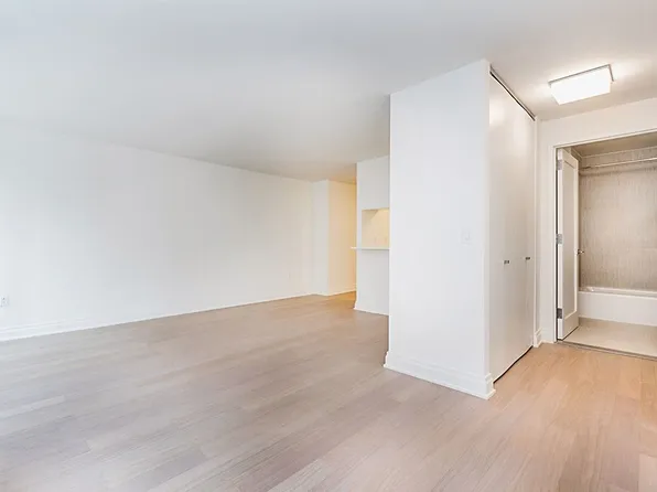 240 East 86th Street image 4 of 15