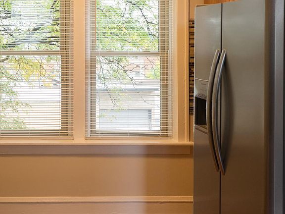 4th image of 4818 W Cortland St APT 3
