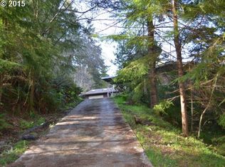 34348 Cedar Valley Rd, Gold Beach, OR 97444