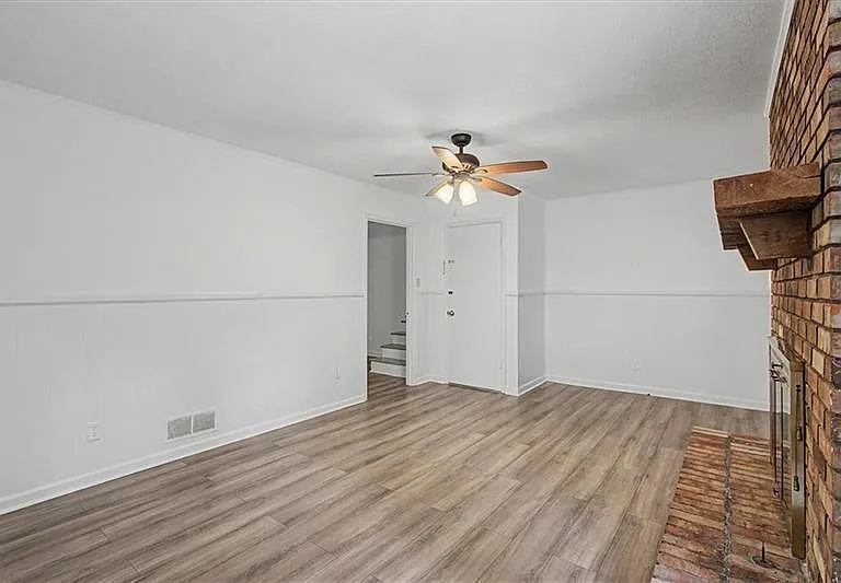 2985 Fredrick Dr — Photo 21