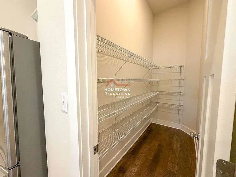 5841 Winifred Ave — Photo 10