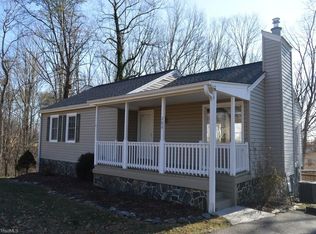 289 Lynda St, Mount Airy, NC 27030