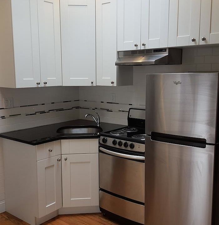 2nd image of 132 Saint Marks Pl