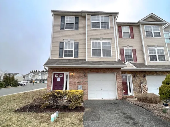 401 Dogwood St, Bally, PA 19503