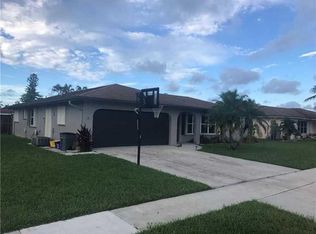 4709 Betelnut St, Boca Raton, FL 33428