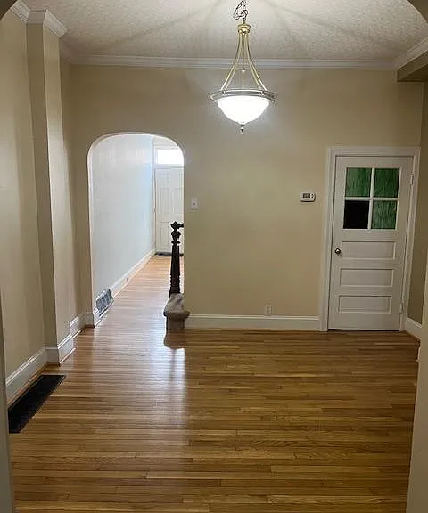 414 E Fort Ave — Photo 4