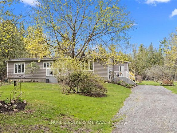 2nd image of 4841 Torbolton Ridge Rd