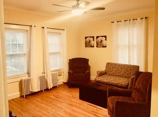 30 Cranston Avenue #FL 2ND, Newport, RI 02840