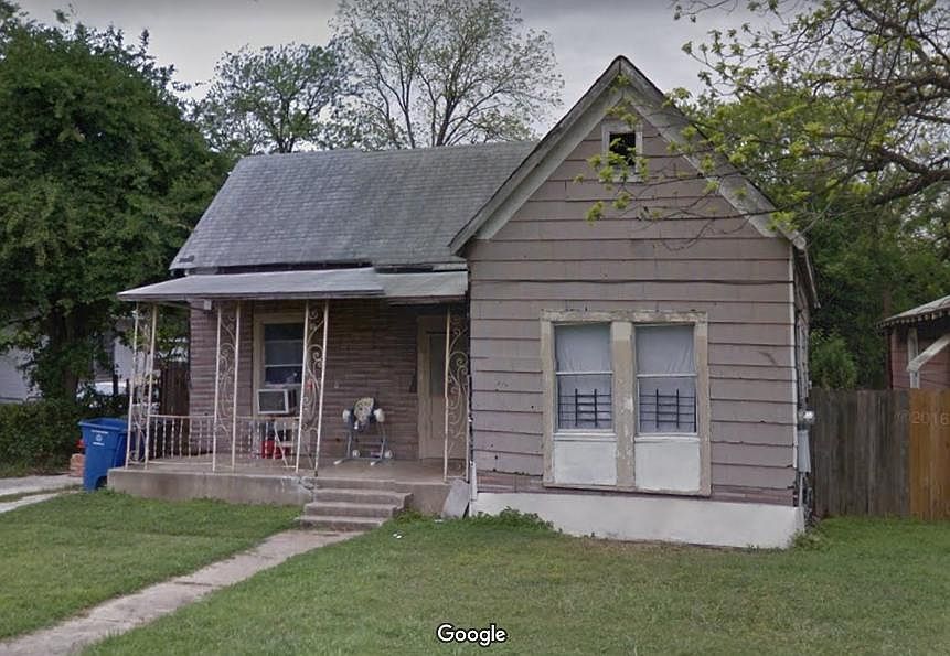 1st image of 411 Belmont